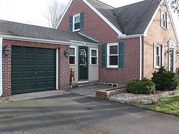2nd image of 80 Rockwell Ave