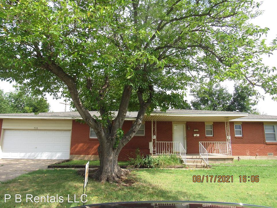 1st image of 715 NW 40th St