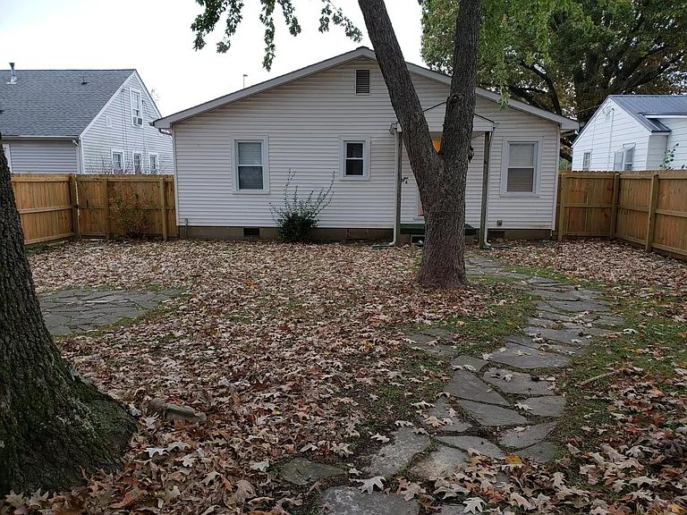 2922 Washington St — Photo 22
