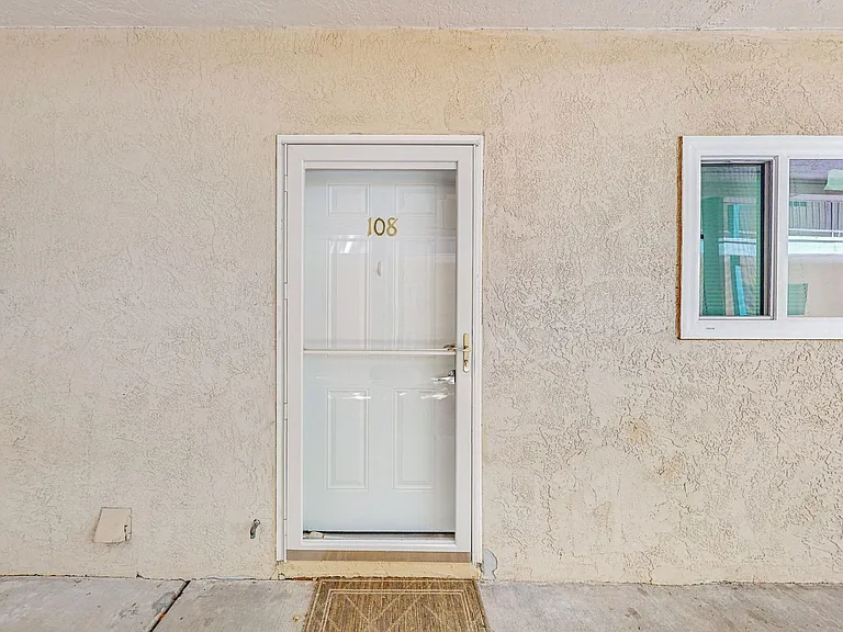 4200 Montgomery Blvd NE #108 — Photo 6
