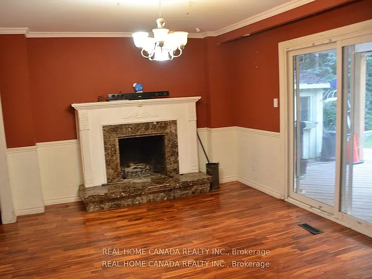 38 Chopin Cres #MASTER — Photo 5