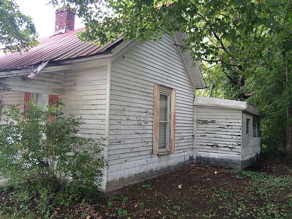2nd image of 171 East 1st Street