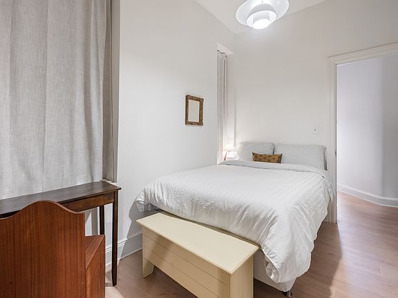 4th image of 855 9th Ave APT 1A