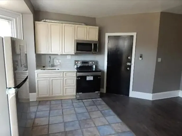 4222 Baltimore Ave #1F — Photo 3