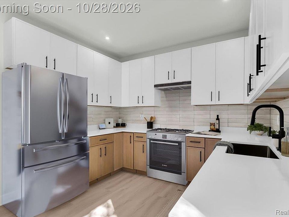276 Marston St, photo 23