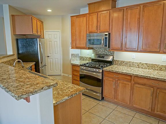 5th image of 23832 Brescia Dr