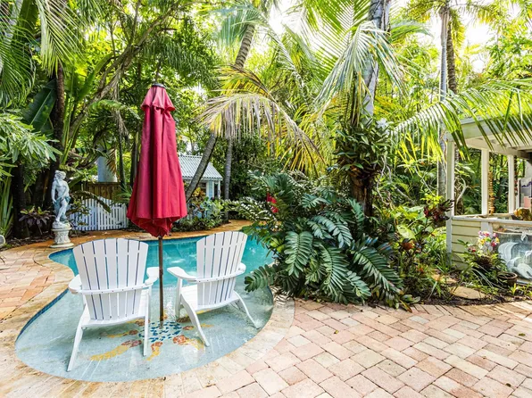 1200 NE 12 Avenue, Fort Lauderdale, FL 33304