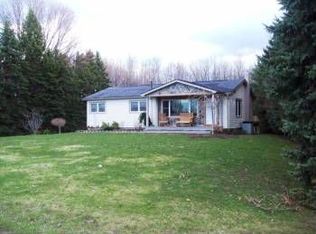 924 Ridge Rd, Ontario, NY 14519