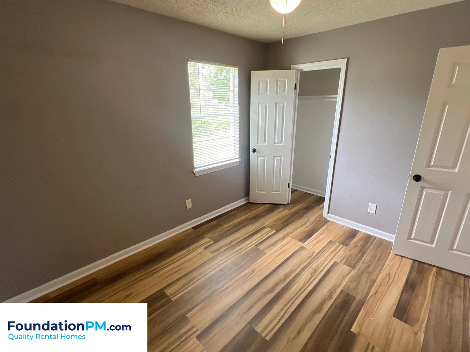 872 Western Park Drive - 1 — Photo 2