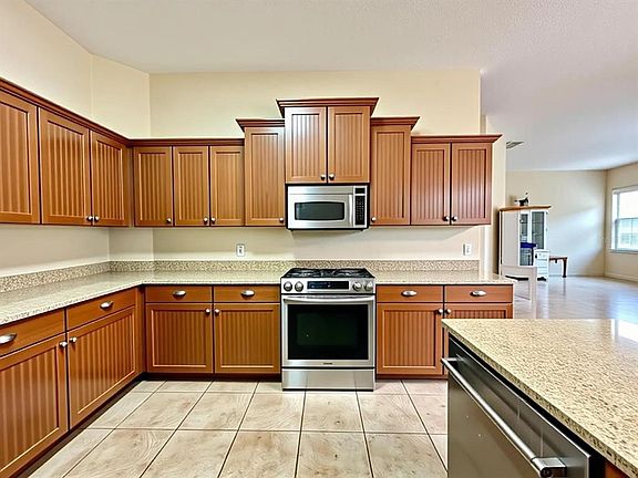 5th image of 6310 SE 96th St