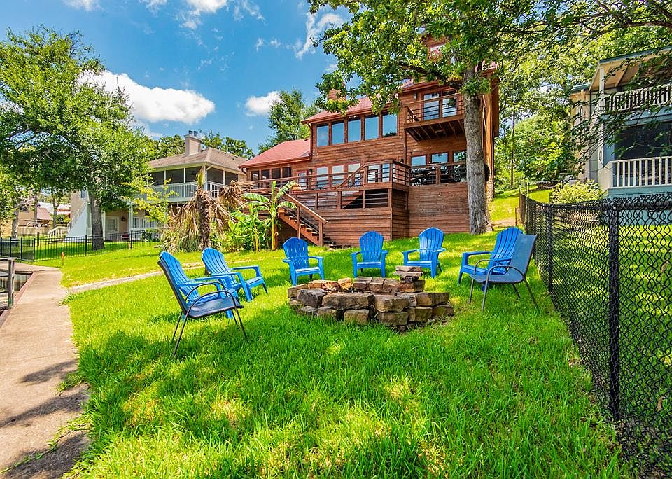 1st image of 6207 La Vista Ct