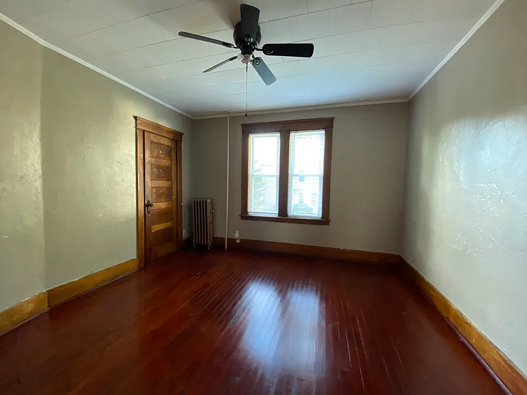 114 Paine St #2 — Photo 7