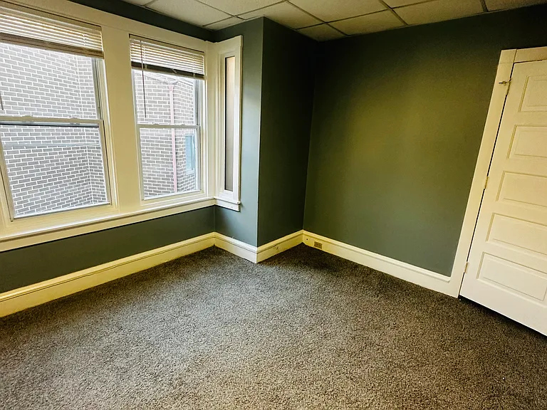 615 Reading Ave #2 — Photo 7