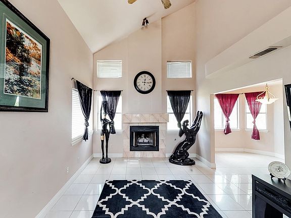 2nd image of 6359 Lochinvar Way