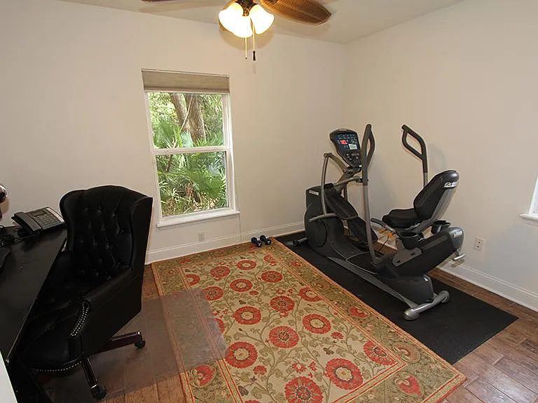 2379 Seminole Rd — Photo 29