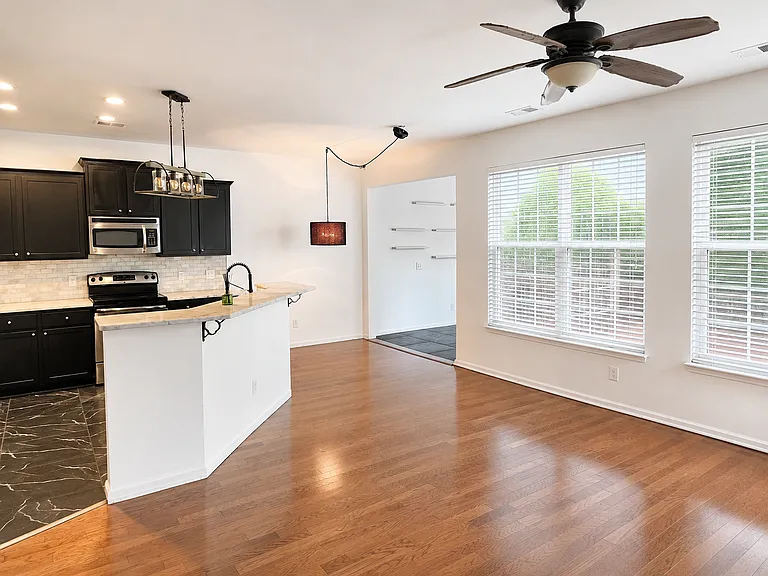 3053 Park West Blvd — Photo 7