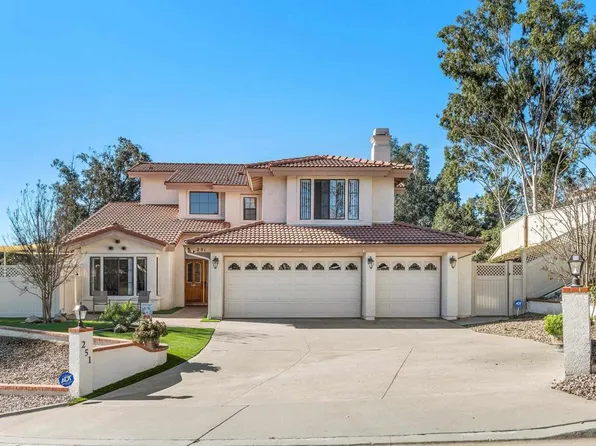 251 La Varona Pl, Escondido, CA 92025