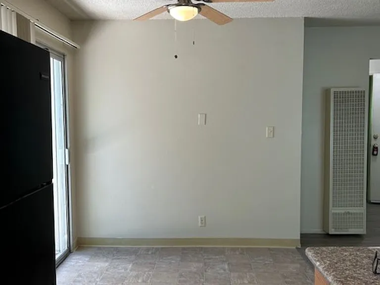 8444 Hidden Lake Rd — Photo 5