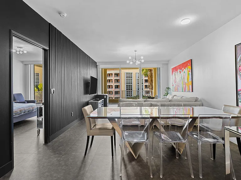 713 Crandon Blvd #404 — Photo 4