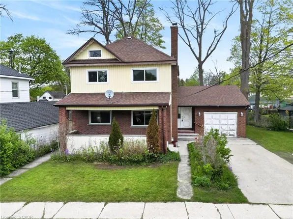 119 N Cayuga St W, Dunnville, ON N1A 1P4