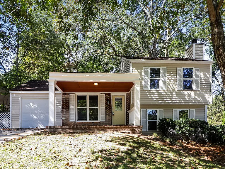 405 Rill Crest Ct — Photo 1