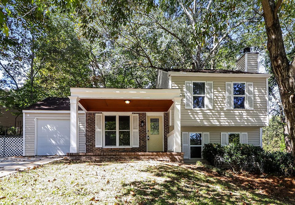 1st image of 405 Rill Crest Ct