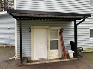 14165 Park Dr #1A, Surrey, BC V3R5N6