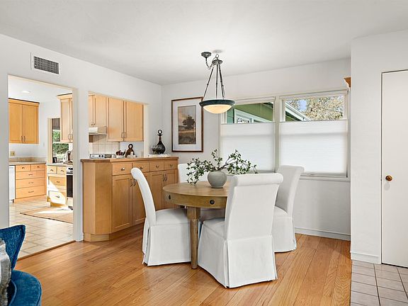 4th image of 4812 Bridle Trail