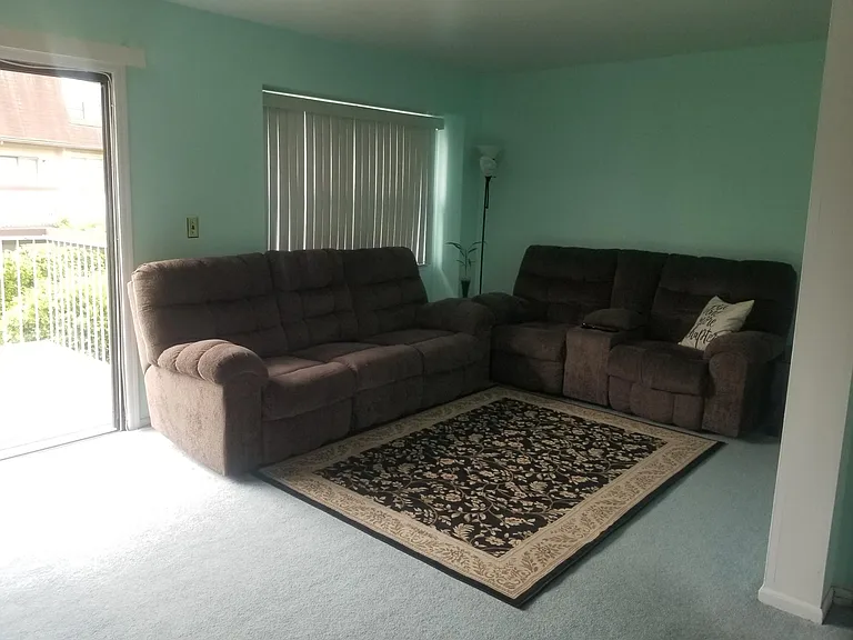 3801 N Oaks Blvd — Photo 25