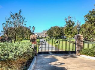 23915 Palm Ave, Howey In the Hills, FL 34737