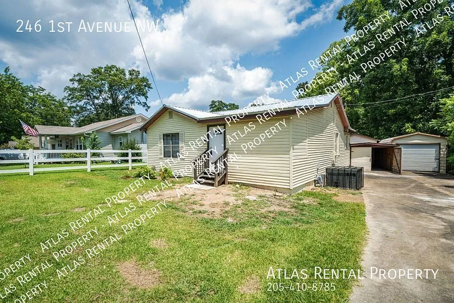Stunning Renovated 3BR/2BA Home Move-In Ready! — Photo 2