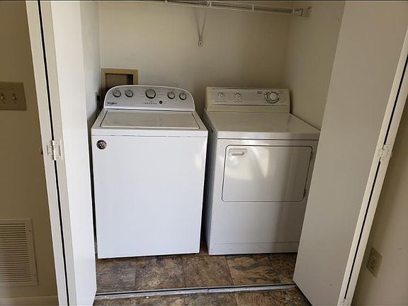 3rd image of 106 McAlliff Ln