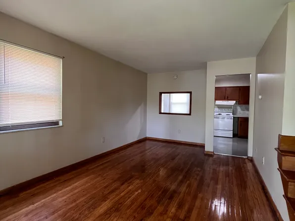 6330 Ambleside Dr APT D, Columbus, OH 43229