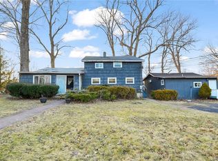 210 Sawmill Rd, Lake Katrine, NY 12449