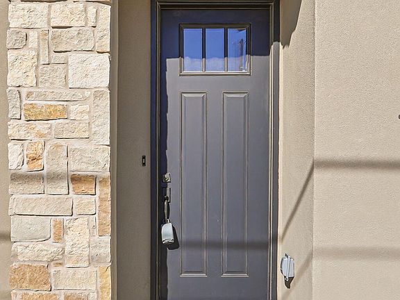 5th image of 14705 Pebble Hills Blvd