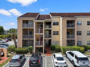 15315 SW 106th Ter APT 423, Miami, FL 33196