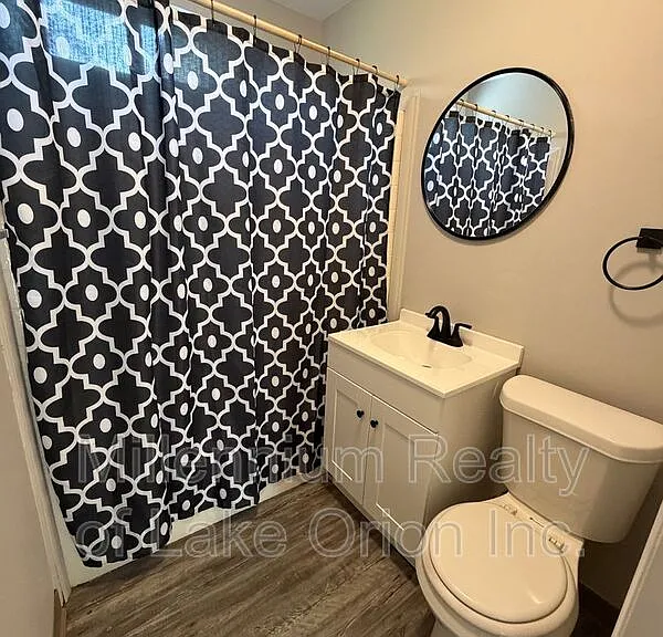735 E Milton Ave — Photo 6