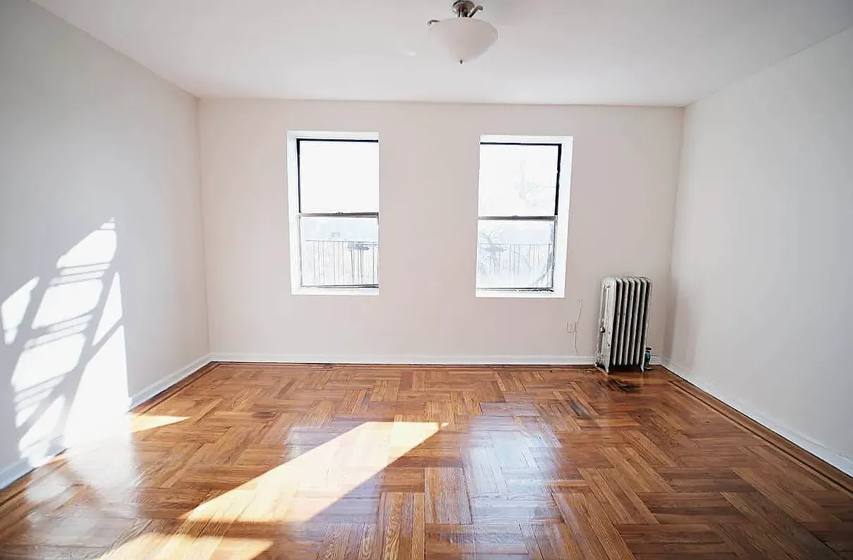 401 Edgecombe Avenue — Photo 3
