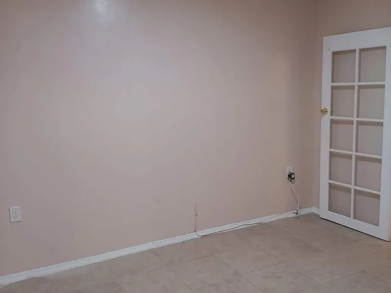 8837 N Crescent Dr — Photo 4