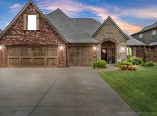 417 W 128th St S, Jenks, OK 74037