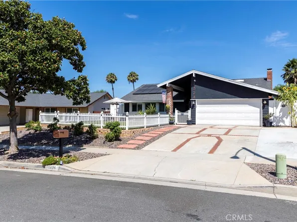 1324 Vallejo Dr, Corona, CA 92882