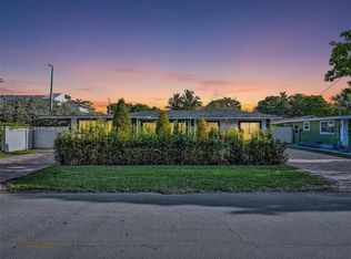 1647 NE 146th St, Miami, FL 33181