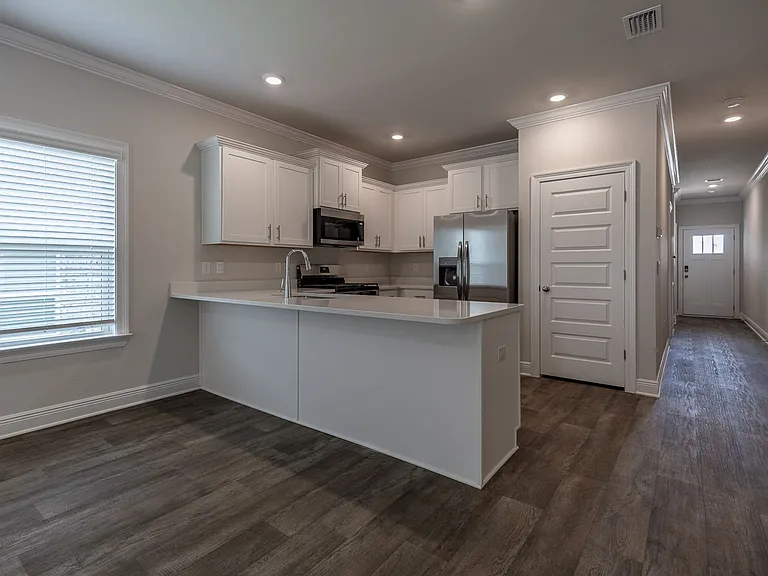 32444 Revere Dr — Photo 3