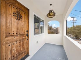 2211 Hyperion Ave, Los Angeles, CA