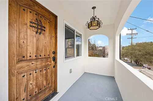 2211 Hyperion Ave Photo 1