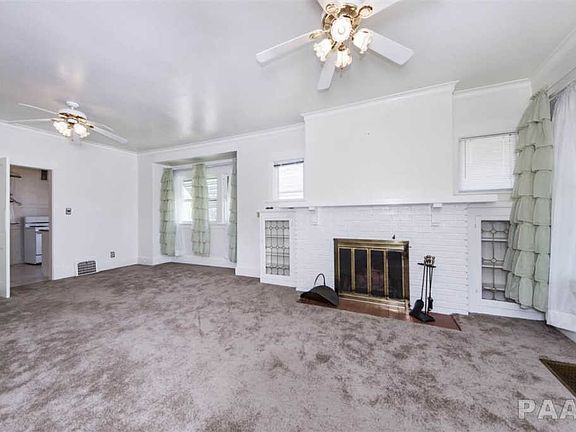3rd image of 712 E Virginia Ave