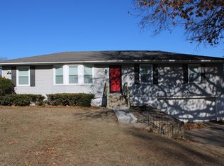18008 E 27th St S, Independence, MO 64057
