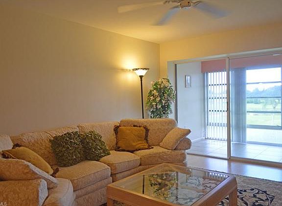 4th image of 315 Saint Andrews Blvd APT D27