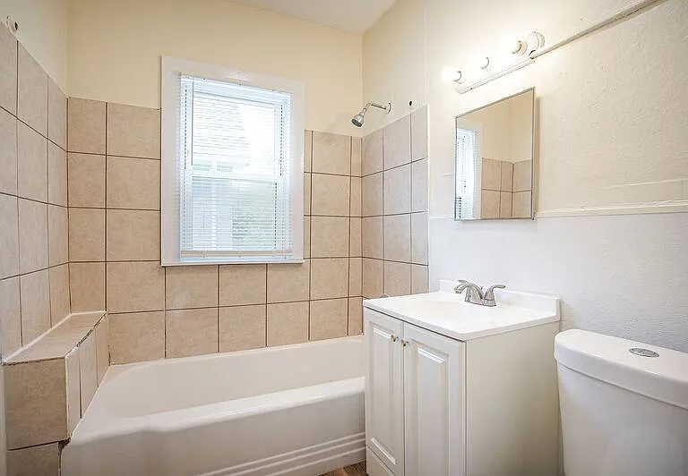 72 Kensington Ave #2L — Photo 10