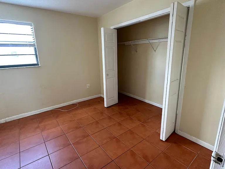 1111 NW 43rd Ave #201 — Photo 8